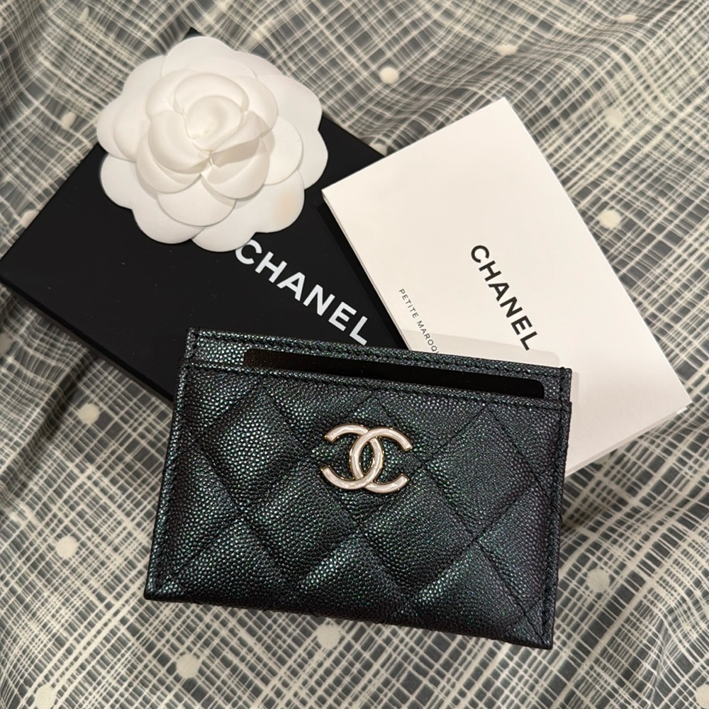 Authentic Chanel iridescent black pearl cc holder